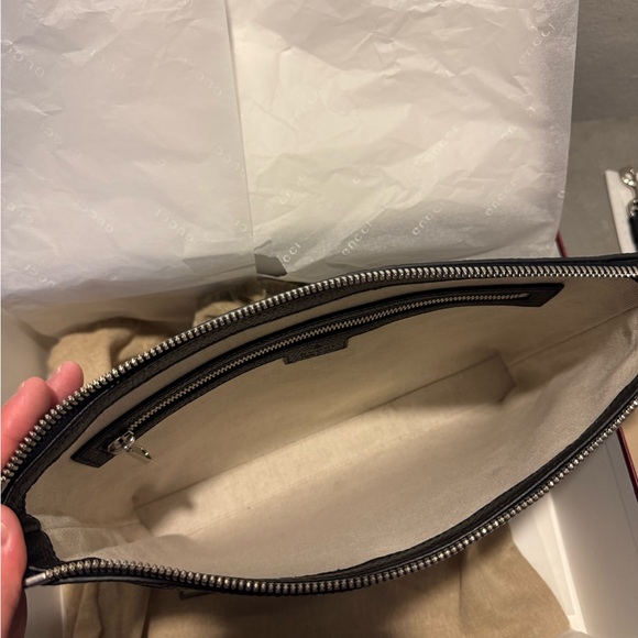 Gucci Medium Jumbo GG Messenger / Pouch Bag - Picture 6 of 11